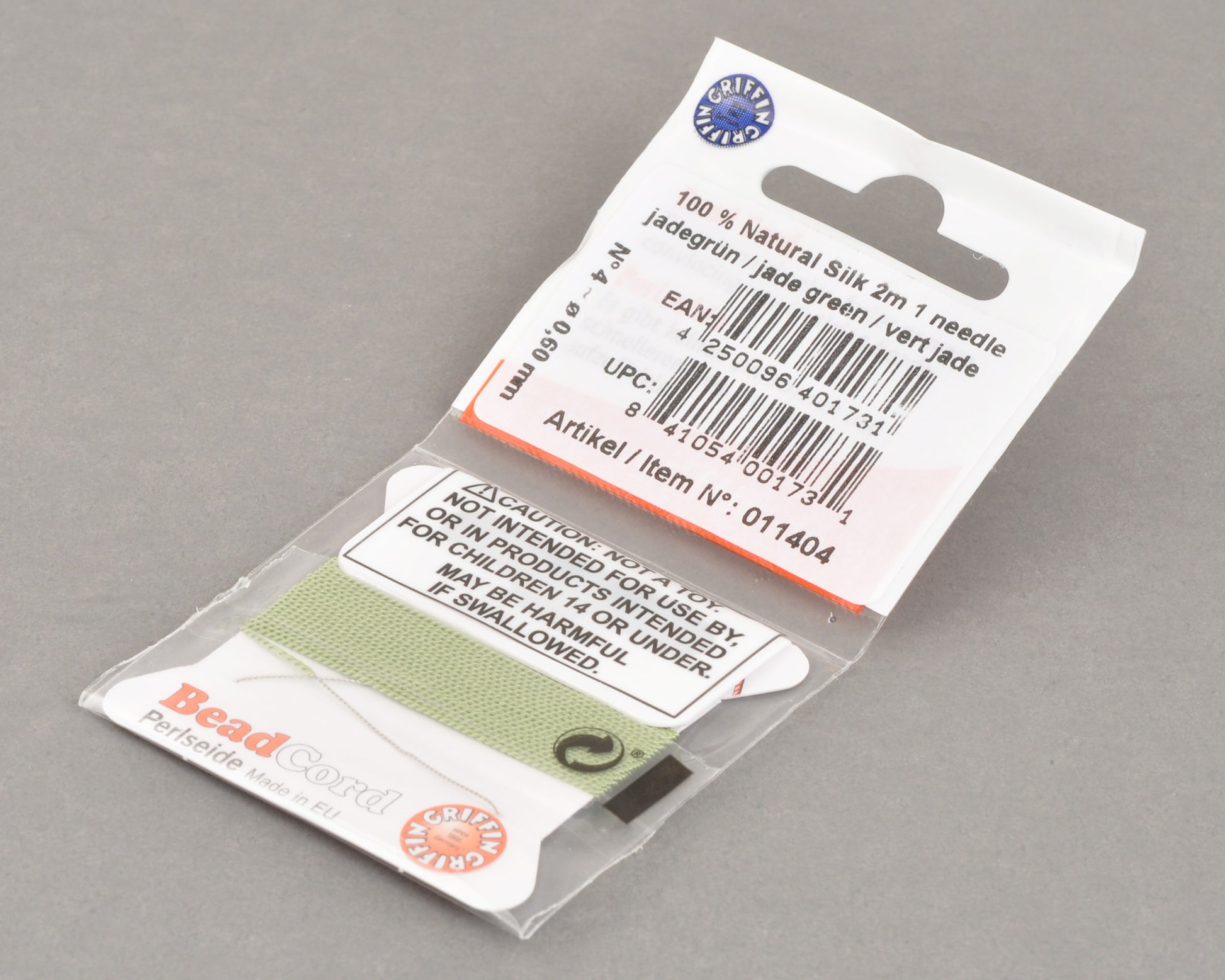 Griffin natural silk bead cord size 4 jade green with attached twisted needle 2 meter card