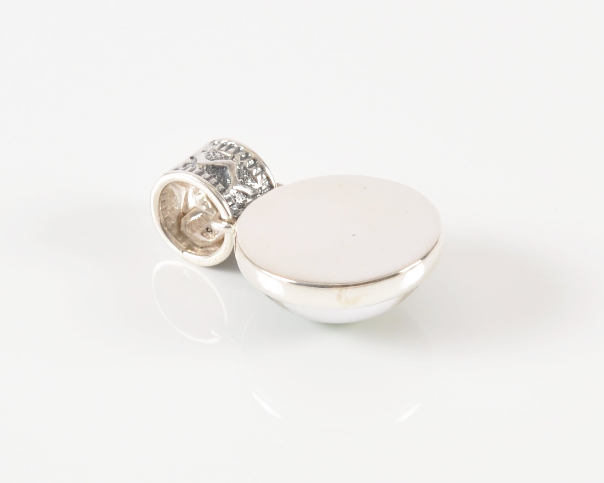 Mirage-21x9mm Medium Mood-Sterling Silver-Color Changing-Quantity 1 Jewel Pendant Tamara Scott Designs