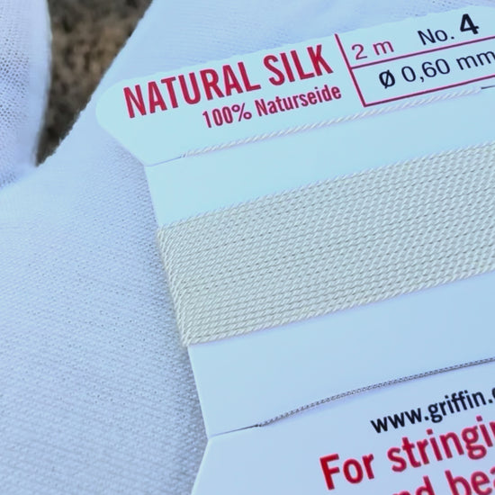 Griffin natural silk bead cord size 4 white with attached twisted needle 2 meter card