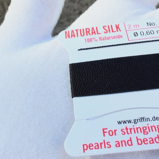 Griffin natural silk bead cord size 4 black with attached twisted needle 2 meter card