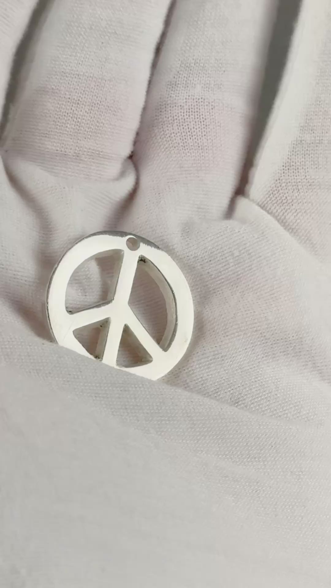 Casting Charms-25mm Peace-Silver-Quantity 1