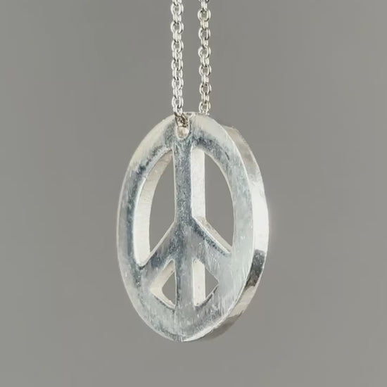 Casting Charms-25mm Peace-Silver-Quantity 1