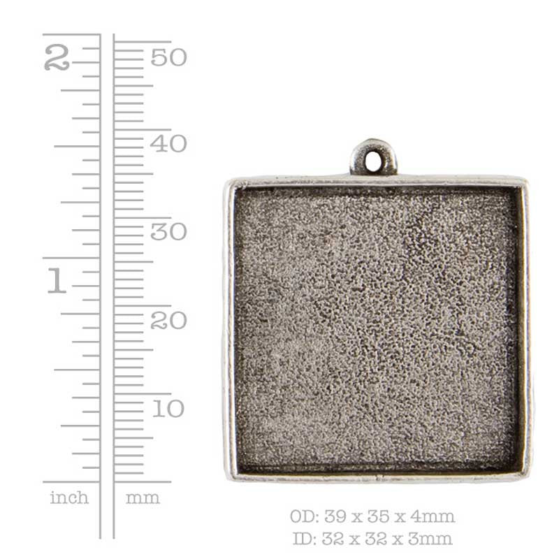 Nunn Design-Bezel-35mm Grande Pendant Square